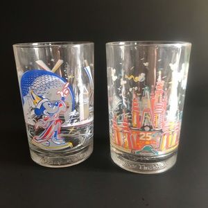 🔻sale Vintage Walt Disney 25th anniversary cups